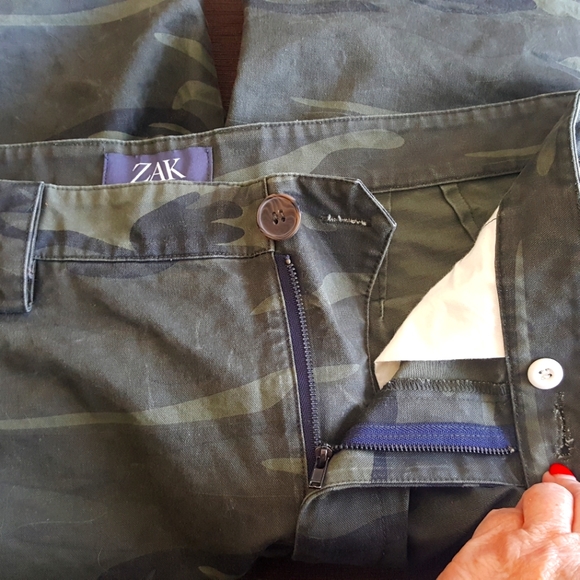 Men's Green Camo Board Shorts 38 - Picture 8 of 10